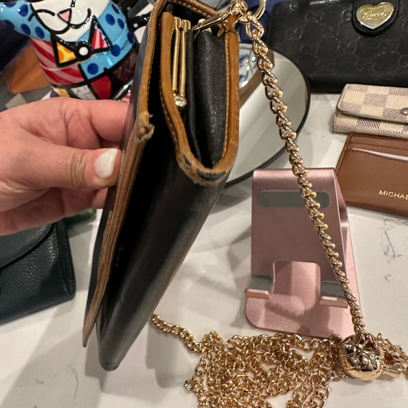 LOW START Celine Kisslock Wallet Authentic GUC - Picture 4 of 11